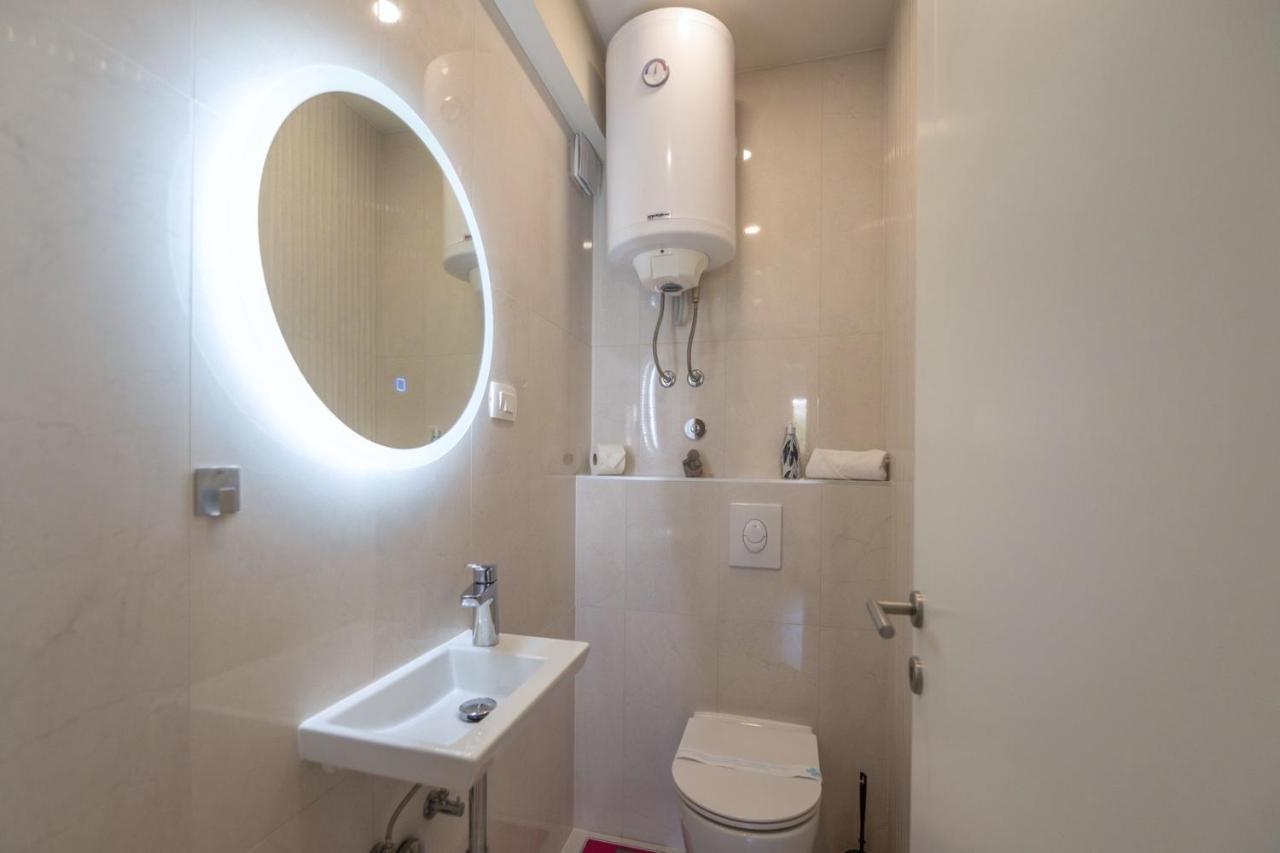 Sofia Apartment *